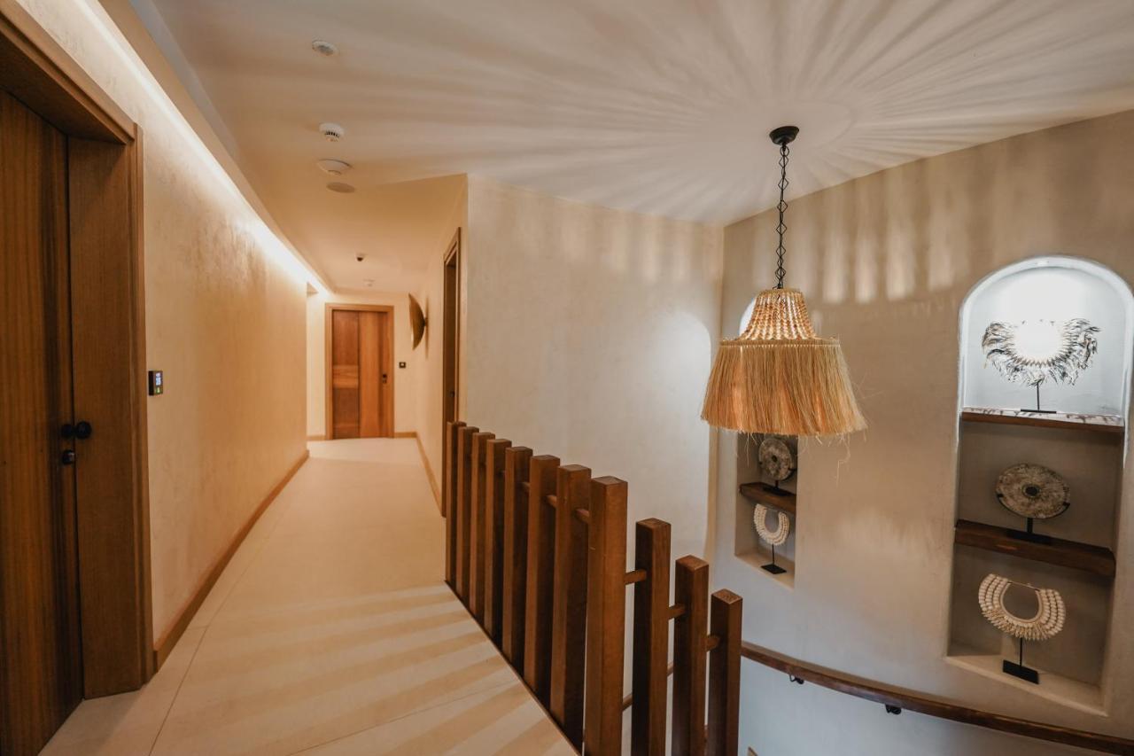 Lost Seaside Hotel ซารานเดอ ภายนอก รูปภาพ