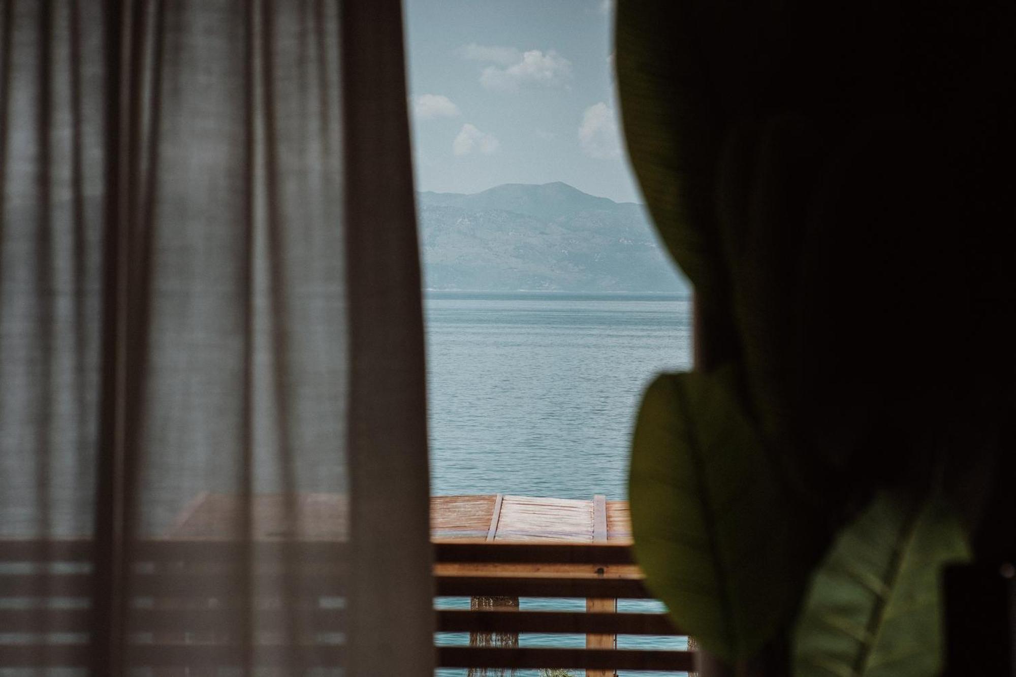 Lost Seaside Hotel ซารานเดอ ภายนอก รูปภาพ